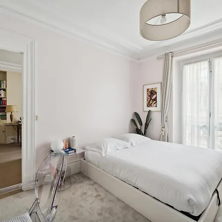 Veeve - Artistic Flair Apartment *